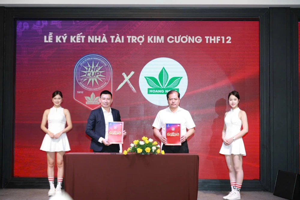 Giải bóng đá Thanh Hoá miền Nam hướng về đồng bào vùng lũ - Ảnh 1.