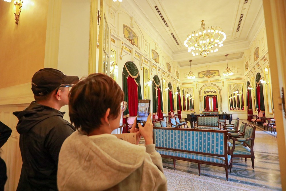 115 năm Nhà hát kể chuyện: Di sản cất lời bằng ánh sáng và công nghệ - Ảnh 8.