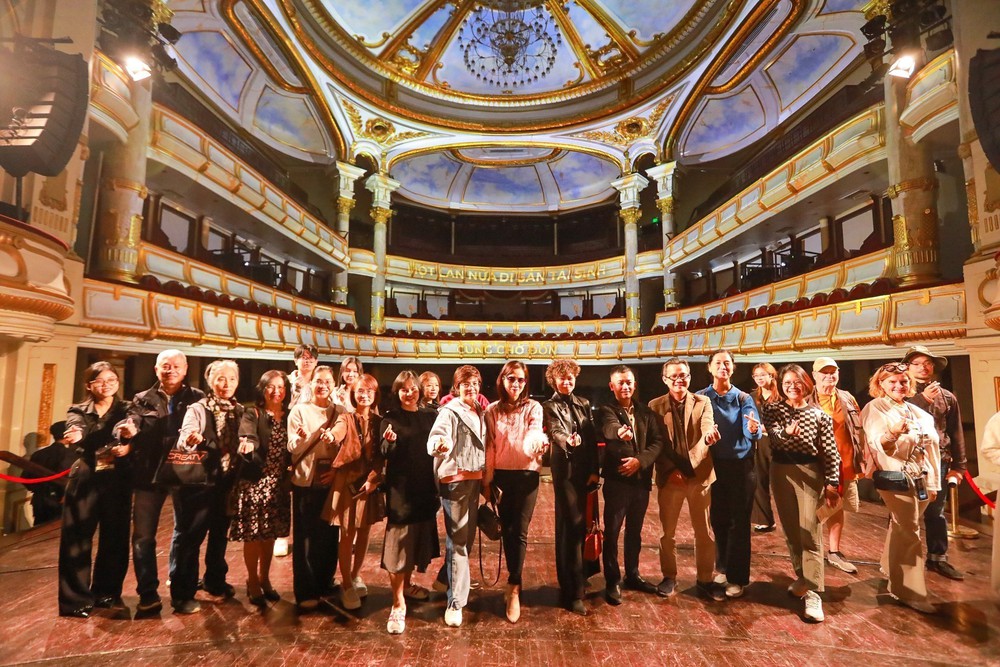 115 năm Nhà hát kể chuyện: Di sản cất lời bằng ánh sáng và công nghệ - Ảnh 10.