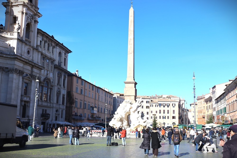 Quảng trường Navona – biểu tượng kiến trúc Baroque của Rome - Ảnh 2. Quảng trường Navona – biểu tượng kiến trúc Baroque của Rome - Ảnh 2.