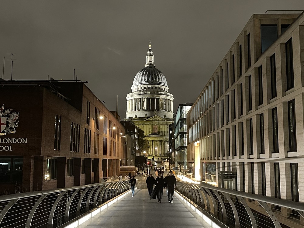 London rực rỡ trong sắc đêm - Ảnh 7.