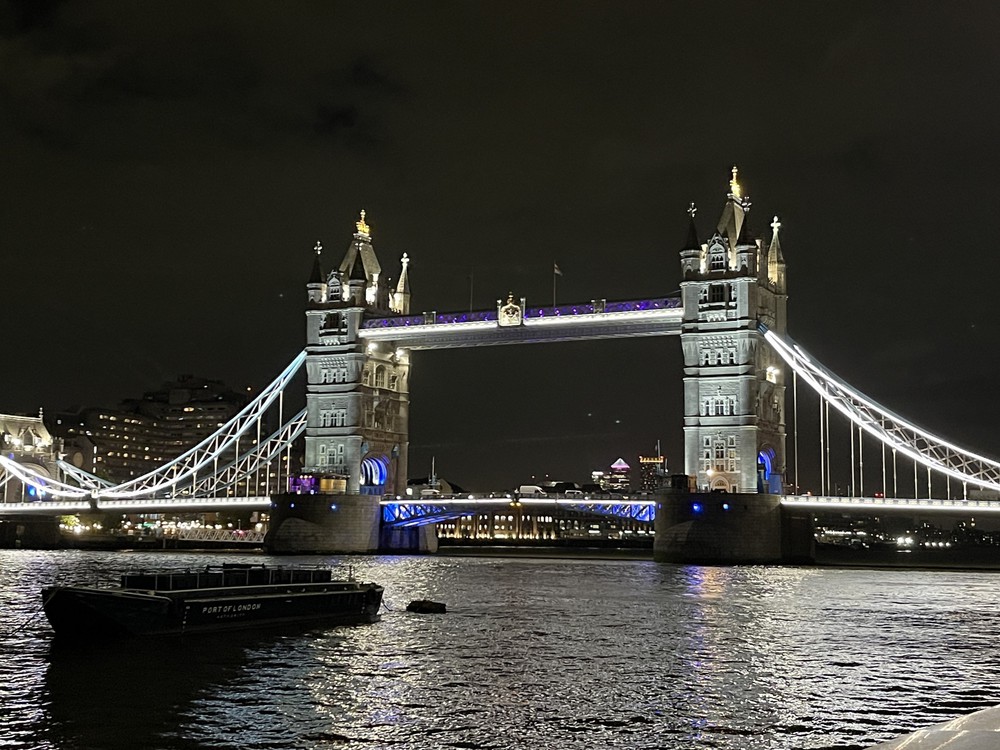 London rực rỡ trong sắc đêm - Ảnh 4.