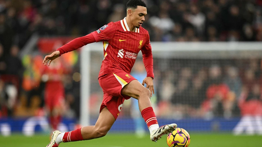 Trent Alexander-Arnold đón nhận những tiếng la ó trong ngày trở về Anfield - Ảnh 2. Trent Alexander-Arnold đón nhận những tiếng la ó trong ngày trở về Anfield - Ảnh 2.