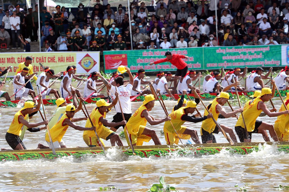 Bảo tồn và phát huy giá trị văn hóa độc đáo của đồng bào Khmer - Ảnh 2. Bảo tồn và phát huy giá trị văn hóa độc đáo của đồng bào Khmer - Ảnh 2.