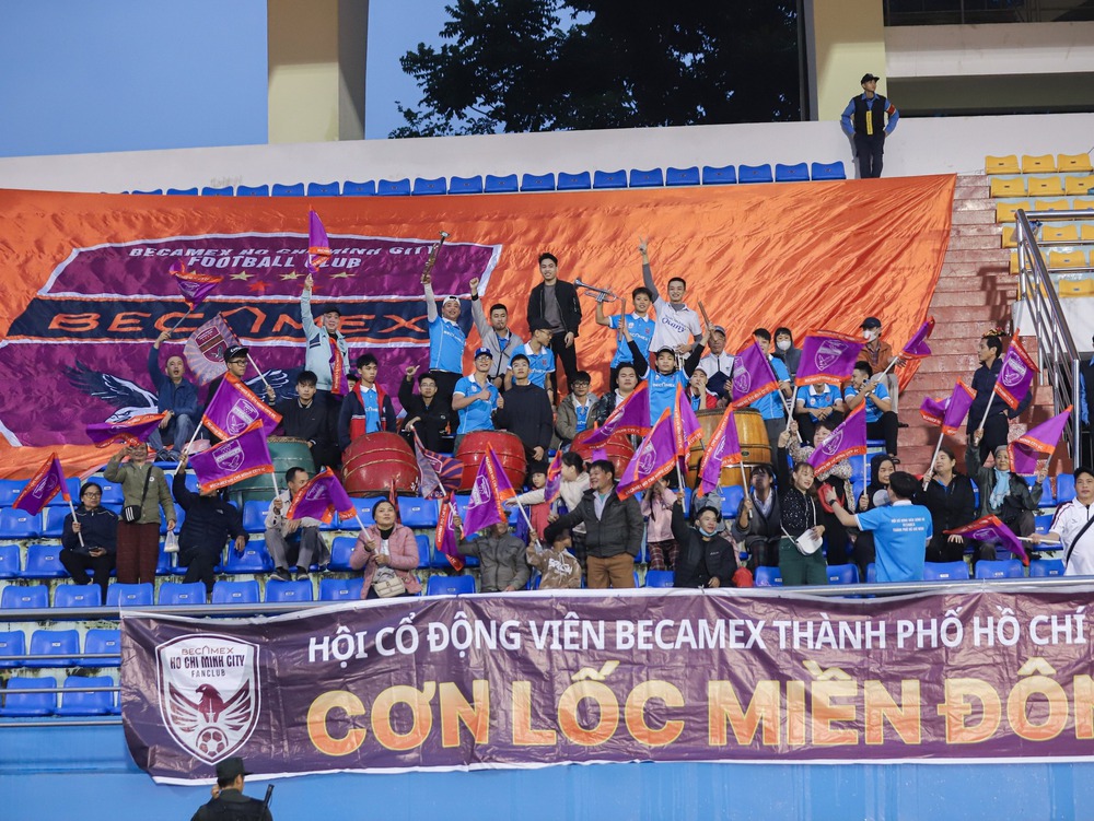 Quật ngã Hải Phòng, HLV Đặng Trần Chỉnh "chữa lành" cho đội bóng đất Thủ - Ảnh 3. Quật ngã Hải Phòng, HLV Đặng Trần Chỉnh "chữa lành" cho đội bóng đất Thủ - Ảnh 3.