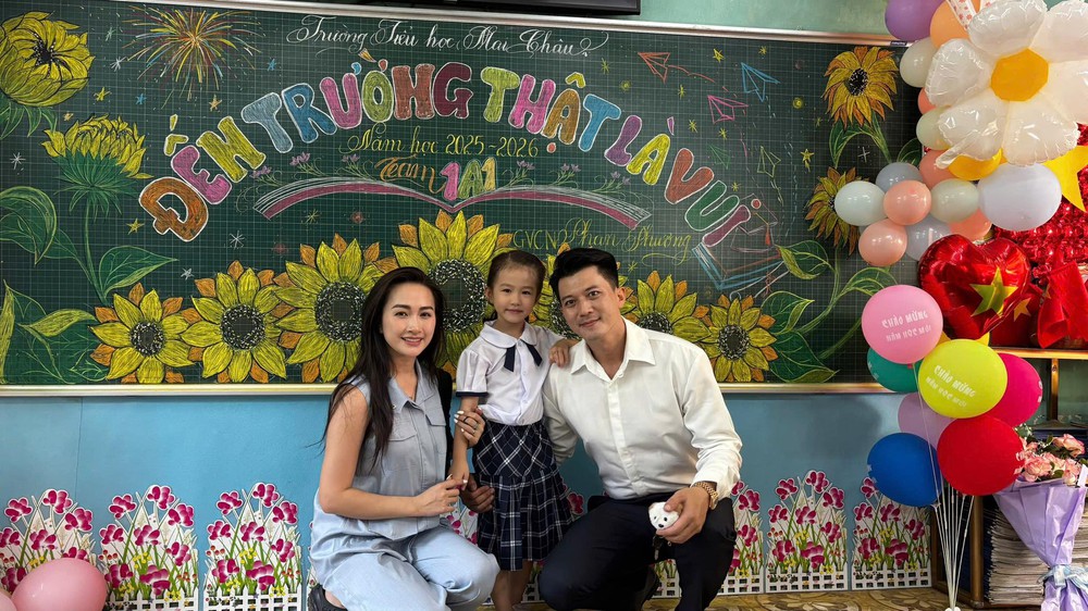 Hà Việt Dũng đã nghiên cứu kĩ để vào vai 'tổng tài' trong 'Cách em 1 milimet' - Ảnh 2. Hà Việt Dũng đã nghiên cứu kĩ để vào vai 'tổng tài' trong 'Cách em 1 milimet' - Ảnh 2.