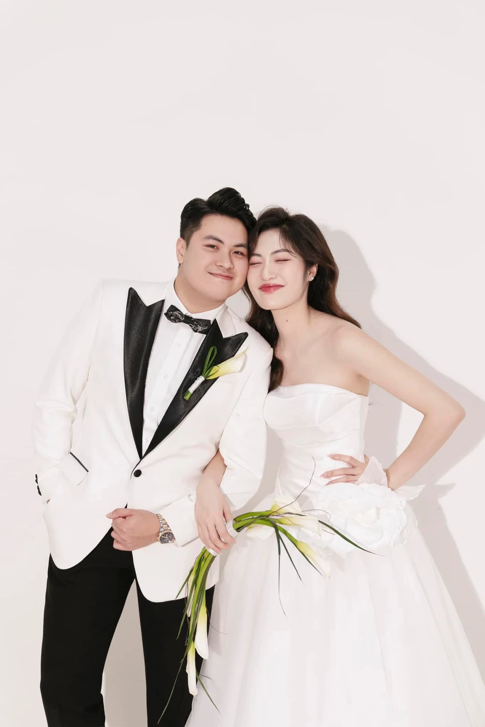 Phụ công đẹp nhất bóng chuyền nữ Việt Nam đón tuổi mới viên mãn bên chồng ‘soái ca’ là sĩ quan công an - Ảnh 1. Phụ công đẹp nhất bóng chuyền nữ Việt Nam đón tuổi mới viên mãn bên chồng ‘soái ca’ là sĩ quan công an - Ảnh 1.