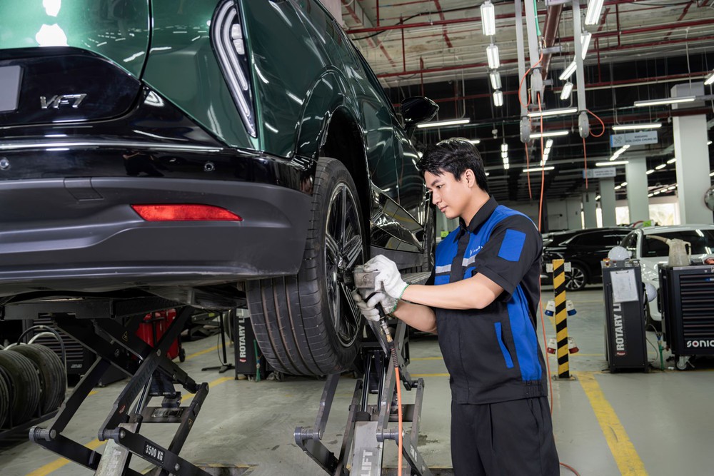 Trải nghiệm dịch vụ của VinFast, chủ xe khẳng định: VinFast đã chứng minh "hậu mãi 5 sao" không chỉ là lời nói - Ảnh 2. Trải nghiệm dịch vụ của VinFast, chủ xe khẳng định: VinFast đã chứng minh "hậu mãi 5 sao" không chỉ là lời nói - Ảnh 2.