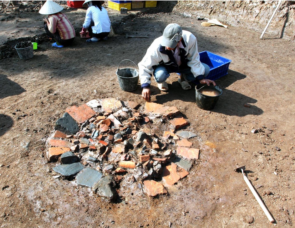 15 năm "đánh thức" Hoàng thành Thăng Long (kỳ 2): Từ "giải mã" tới "hệ thống hóa" Hoàng thành - Ảnh 2. 15 năm "đánh thức" Hoàng thành Thăng Long (kỳ 2): Từ "giải mã" tới "hệ thống hóa" Hoàng thành - Ảnh 2.