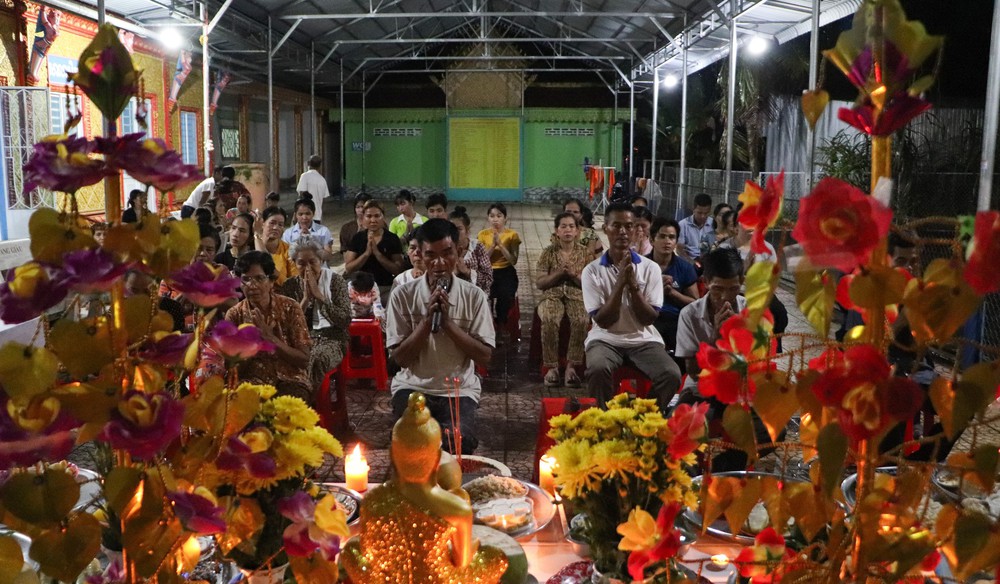 Độc đáo Lễ Cúng Trăng trong đời sống tinh thần của đồng bào Khmer - Ảnh 2. Độc đáo Lễ Cúng Trăng trong đời sống tinh thần của đồng bào Khmer - Ảnh 2.