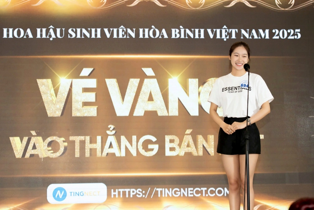 Quế Anh chấm thi Hoa hậu Sinh viên Hoà bình Việt Nam 2025 - Ảnh 2. Quế Anh chấm thi Hoa hậu Sinh viên Hoà bình Việt Nam 2025 - Ảnh 2.