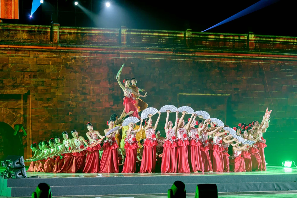 Khai mạc Festival Thăng Long - Hà Nội: Mở đường phát triển công nghiệp văn hóa Thủ đô - Ảnh 4. Khai mạc Festival Thăng Long - Hà Nội: Mở đường phát triển công nghiệp văn hóa Thủ đô - Ảnh 4.