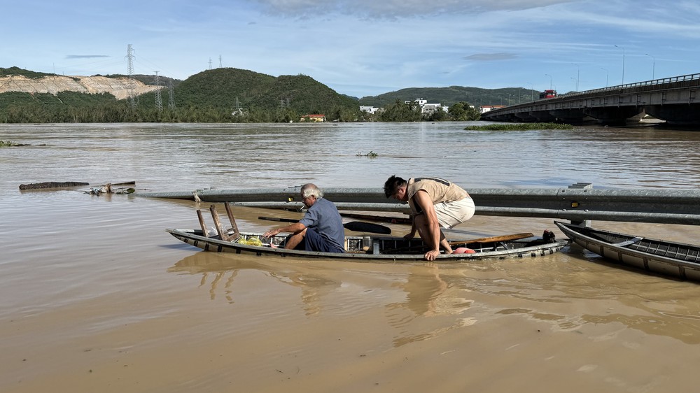 Đắk Lắk: Nước sông dâng cao gây chia cắt, ngập lụt vùng hạ du - Ảnh 1. Đắk Lắk: Nước sông dâng cao gây chia cắt, ngập lụt vùng hạ du - Ảnh 1.