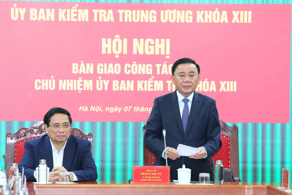 Hội nghị bàn giao công tác của Chủ nhiệm Ủy ban Kiểm tra Trung ương - Ảnh 2. Hội nghị bàn giao công tác của Chủ nhiệm Ủy ban Kiểm tra Trung ương - Ảnh 2.