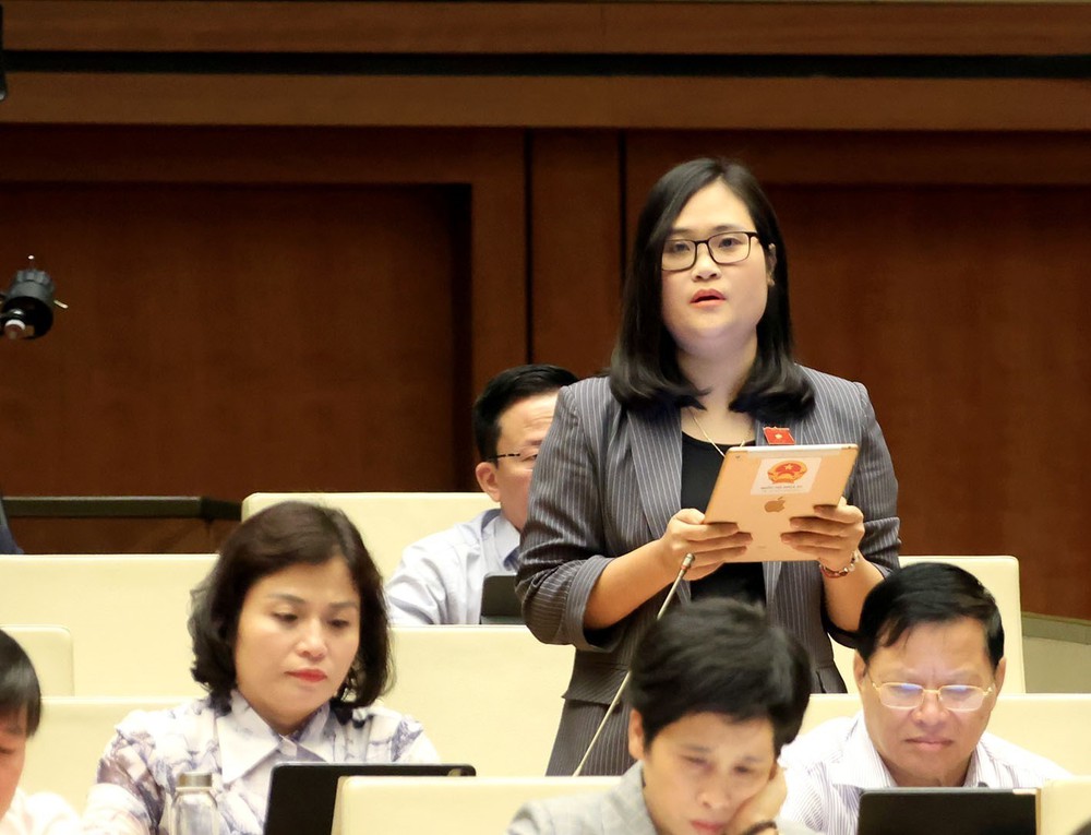 Kỳ họp thứ 10, Quốc hội khóa XV: Đề xuất bổ sung đầy đủ các hành vi bị nghiêm cấm về an ninh mạng - Ảnh 3. Kỳ họp thứ 10, Quốc hội khóa XV: Đề xuất bổ sung đầy đủ các hành vi bị nghiêm cấm về an ninh mạng - Ảnh 3.