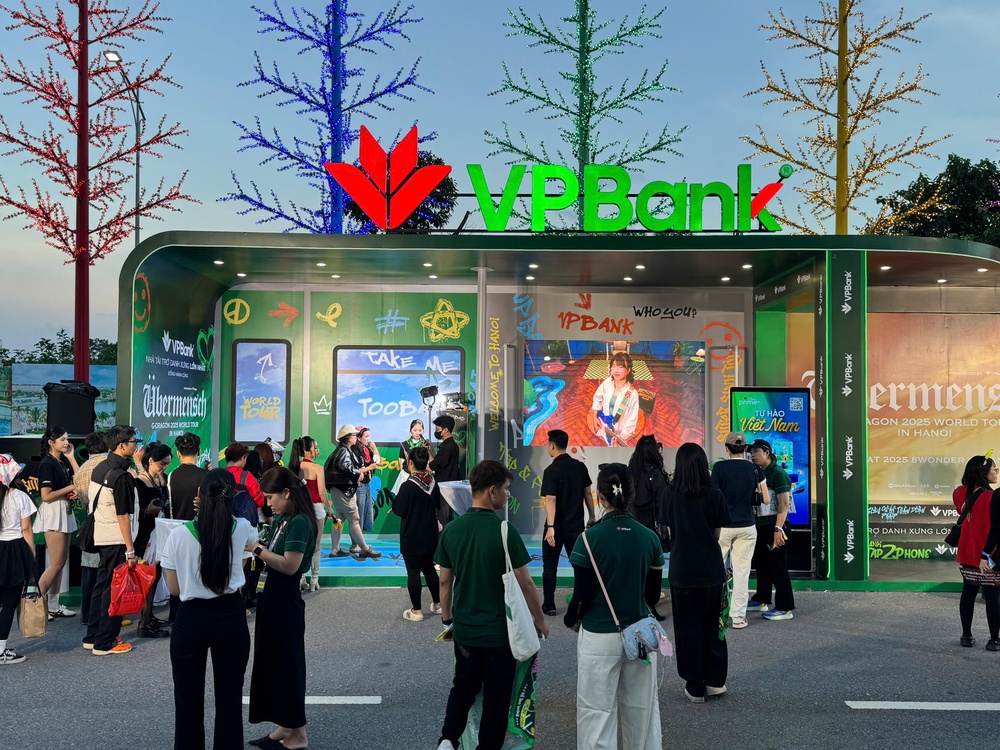 Trai xinh gái đẹp nô nức check-in concert "anh Long" - Ảnh 4. Trai xinh gái đẹp nô nức check-in concert "anh Long" - Ảnh 4.