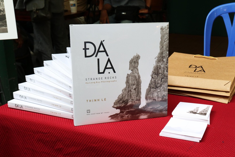 Nhiếp ảnh gia Thịnh Lê mang “đá lạ” của Hạ Long vào TP.HCM - Ảnh 3. Nhiếp ảnh gia Thịnh Lê mang “đá lạ” của Hạ Long vào TP.HCM - Ảnh 3.