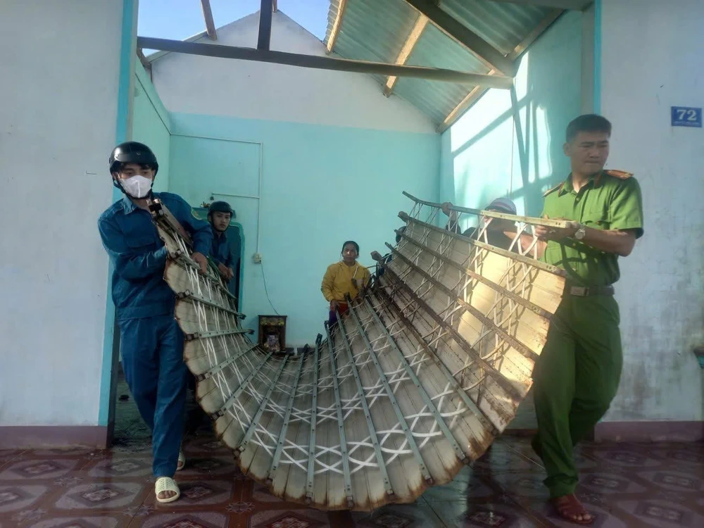 Khuyến cáo những kỹ năng phòng tránh rủi ro khi có lũ, lụt - Ảnh 4. Khuyến cáo những kỹ năng phòng tránh rủi ro khi có lũ, lụt - Ảnh 4.