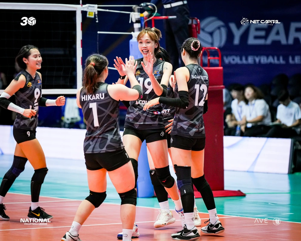 Ngày 9/11, Lý Thị Luyến cùng Hobby Ace trải qua trận đấu thứ 3 liên tiếp phải đánh 5 set và tiếp tục giành chiến thắng 3-2, lần này là trước đối thủ Mintonette Gobi VC Ngày 9/11, Lý Thị Luyến cùng Hobby Ace trải qua trận đấu thứ 3 liên tiếp phải đánh 5 set và tiếp tục giành chiến thắng 3-2, lần này là trước đối thủ Mintonette Gobi VC