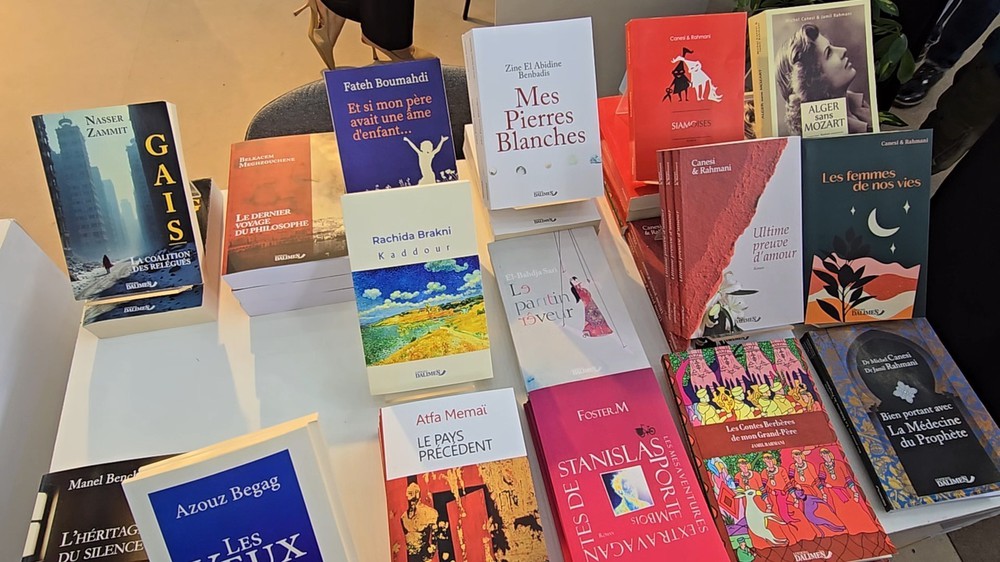 Hội chợ sách quốc tế tôn vinh văn hóa đọc và sáng tạo trong kỷ nguyên số - Ảnh 3. Hội chợ sách quốc tế tôn vinh văn hóa đọc và sáng tạo trong kỷ nguyên số - Ảnh 3.