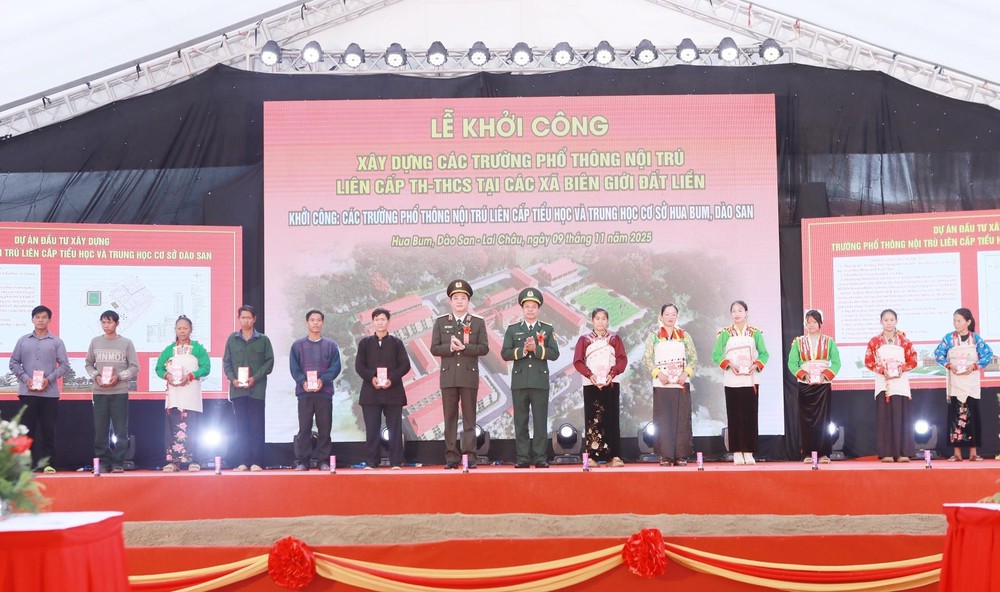 Lai Châu khởi công xây các trường Phổ thông nội trú liên cấp Tiểu học và THCS Hua Bum và Dào San - Ảnh 10.