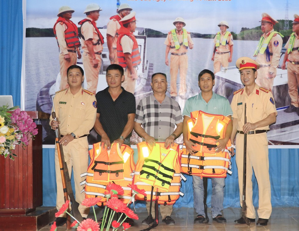 Ngày Pháp luật Việt Nam 9/11: Đổi mới công tác pháp luật – Động lực kiến tạo phát triển đất nước trong kỷ nguyên mới - Ảnh 3. Ngày Pháp luật Việt Nam 9/11: Đổi mới công tác pháp luật – Động lực kiến tạo phát triển đất nước trong kỷ nguyên mới - Ảnh 3.