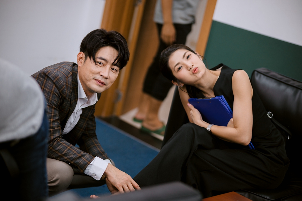 Ba chị em Ngân Quỳnh hội ngộ trong phim &quot;Những đứa con khác họ&quot; - Ảnh 2.