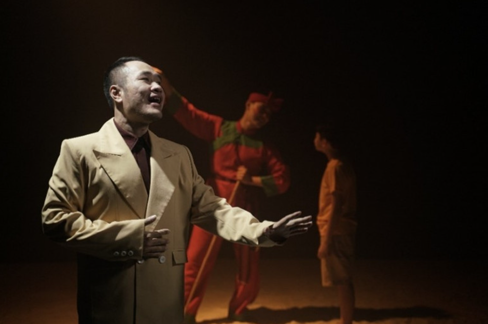 Nhiều hơn một câu chuyện cổ tích về cha! - Ảnh 3.