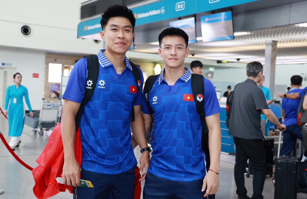 U22 Việt Nam sang Thái Lan dự SEA Games 33, giấc mơ vàng chính thức bắt đầu - Ảnh 3. U22 Việt Nam sang Thái Lan dự SEA Games 33, giấc mơ vàng chính thức bắt đầu - Ảnh 3.