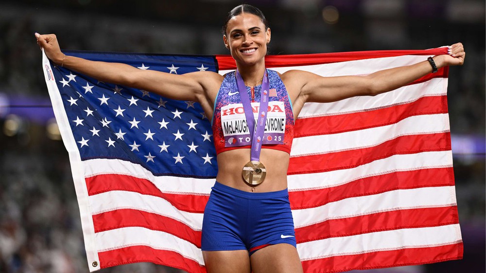 Hai kỷ lục gia thâu tóm giải "VĐV của năm" - Ảnh 2. Hai kỷ lục gia thâu tóm giải "VĐV của năm" - Ảnh 2.