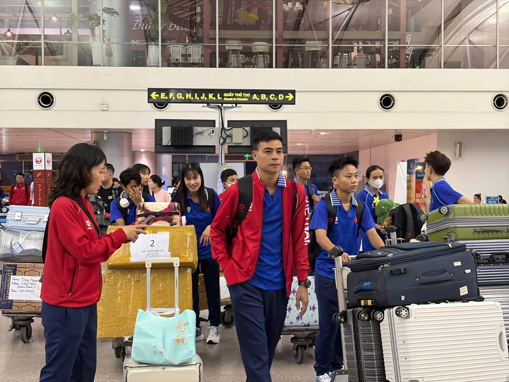 Futsal nữ Việt Nam xuất trận, chinh phục tấm HCV SEA Games 2025 - Ảnh 2. Futsal nữ Việt Nam xuất trận, chinh phục tấm HCV SEA Games 2025 - Ảnh 2.