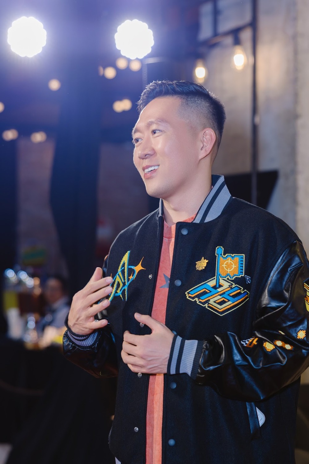 Đạo diễn Hoàng Nam hạnh phúc khi mời được NSND Thanh Hoa vào phim “Thế hệ kỳ tích” - Ảnh 4. Đạo diễn Hoàng Nam hạnh phúc khi mời được NSND Thanh Hoa vào phim “Thế hệ kỳ tích” - Ảnh 4.