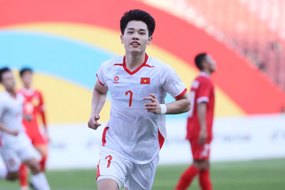 Lịch thi đấu bóng đá hôm nay 11/12: Trực tiếp U22 Việt Nam đấu với U22 Malaysia - Ảnh 1.