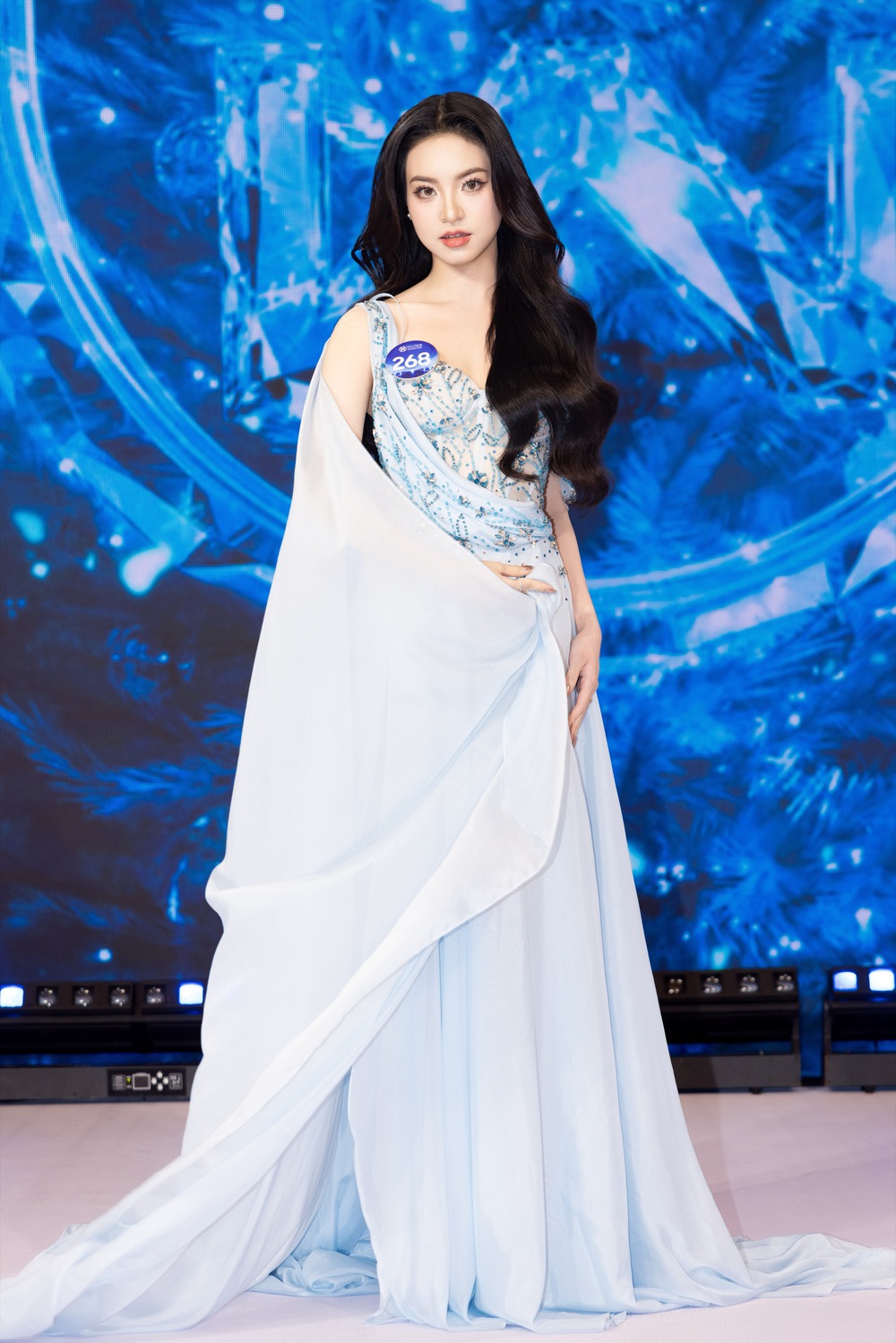 Công bố Top 50 thí sinh Miss World Vietnam 2025 - Ảnh 4.