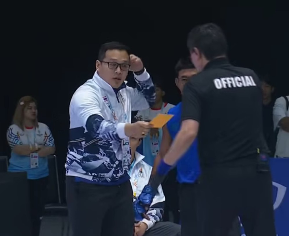 SEA Games 2025: Võ sĩ Việt Nam đánh bại nhà vô địch Thái Lan, chủ nhà khiếu nại nhưng trọng tài vẫn không đổi ý - Ảnh 4. SEA Games 2025: Võ sĩ Việt Nam đánh bại nhà vô địch Thái Lan, chủ nhà khiếu nại nhưng trọng tài vẫn không đổi ý - Ảnh 4.