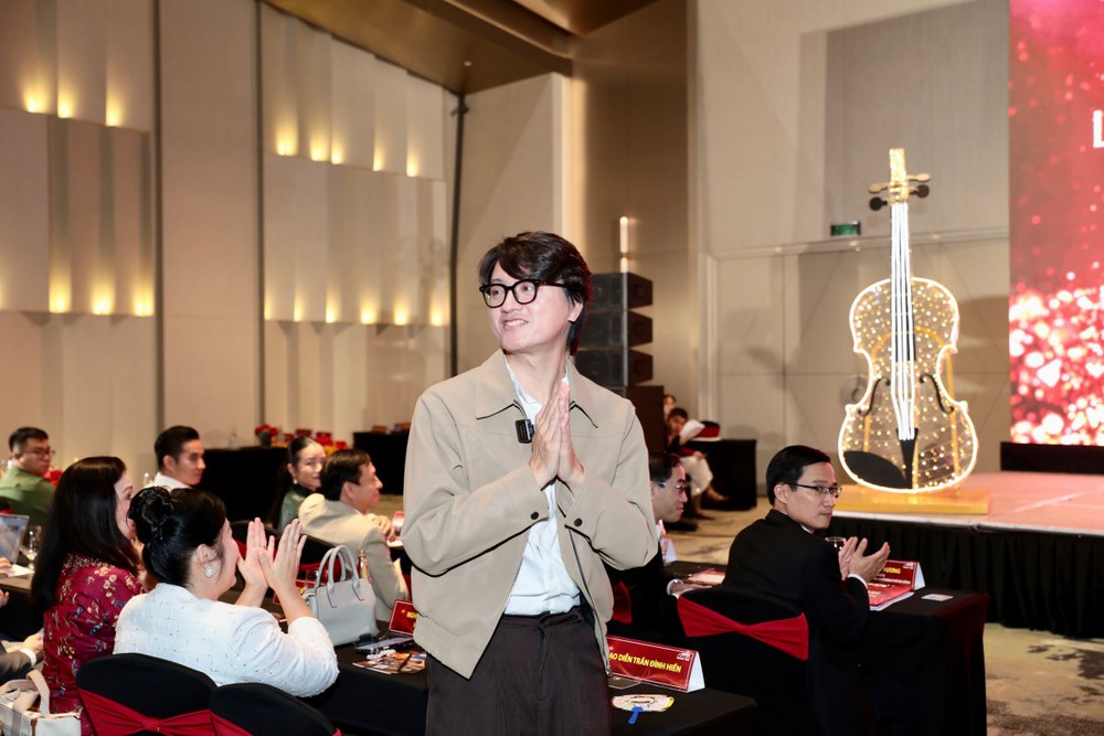 “Nhà mình đi thôi” - Tác phẩm tiên phong đưa &quot;Đà Nẵng mới&quot; lên màn ảnh rộng - Ảnh 4.