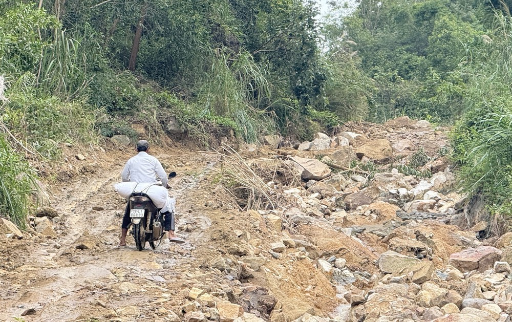 Đề phòng lũ quét, sạt lở đất ở Đắk Lắk và Khánh Hòa - Ảnh 1.