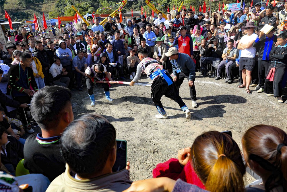 Gìn giữ và phát huy giá trị di sản văn hóa truyền thống các dân tộc thiểu số ở Điện Biên - Ảnh 1. Gìn giữ và phát huy giá trị di sản văn hóa truyền thống các dân tộc thiểu số ở Điện Biên - Ảnh 1.