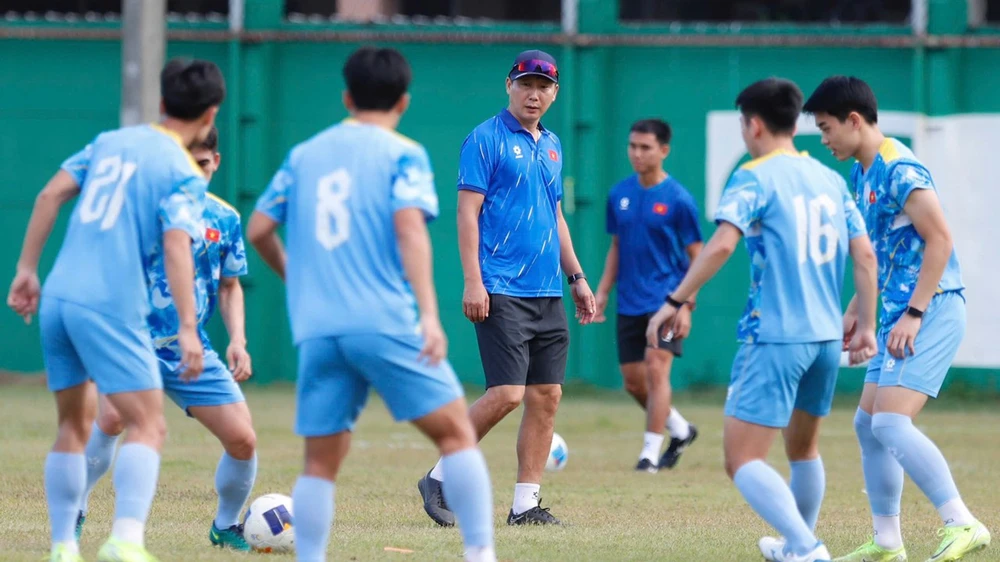 Truyền thông Indonesia đưa ra dự đoán bất ngờ về U22 Việt Nam - Ảnh 1.