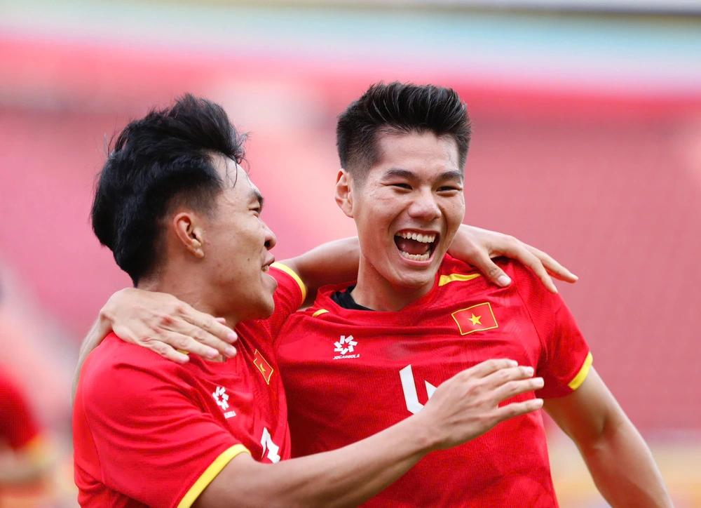 TRỰC TIẾP SEA Games 2025 hôm nay ngày 11/12: U22 Việt Nam và ĐT nữ Việt Nam đang dẫn trước - Ảnh 3.