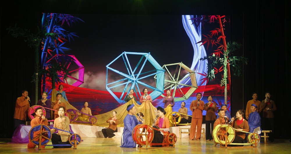 Tỏa sáng 17 Di sản Văn hóa phi vật thể của Việt Nam được UNESCO ghi danh - Ảnh 9. Tỏa sáng 17 Di sản Văn hóa phi vật thể của Việt Nam được UNESCO ghi danh - Ảnh 9.