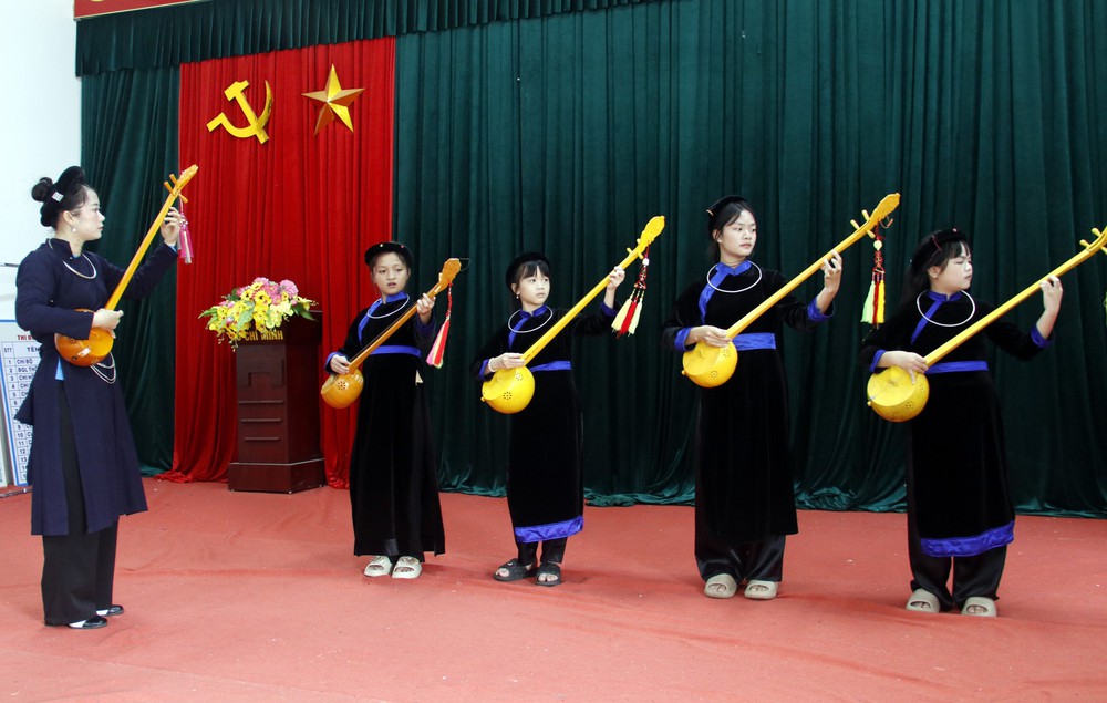 Tỏa sáng 17 Di sản Văn hóa phi vật thể của Việt Nam được UNESCO ghi danh - Ảnh 13. Tỏa sáng 17 Di sản Văn hóa phi vật thể của Việt Nam được UNESCO ghi danh - Ảnh 13.