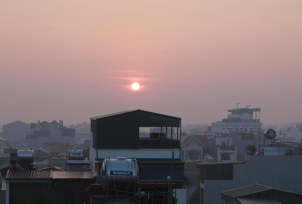 Hà Nội cấp bách kiểm soát ô nhiễm không khí - Ảnh 2.