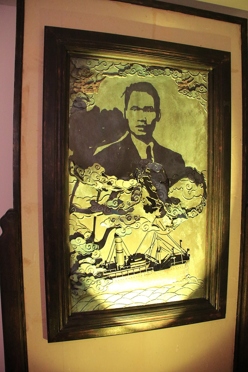 Hình ảnh Chủ tịch Hồ Chí Minh qua điêu khắc ánh sáng tại thủ đô Seoul - Ảnh 3. Hình ảnh Chủ tịch Hồ Chí Minh qua điêu khắc ánh sáng tại thủ đô Seoul - Ảnh 3.