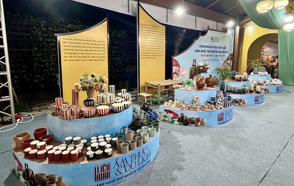 Trải nghiệm ẩm thực và thủ công mỹ nghệ độc đáo tại Hà Nội - Ảnh 14. Trải nghiệm ẩm thực và thủ công mỹ nghệ độc đáo tại Hà Nội - Ảnh 14.