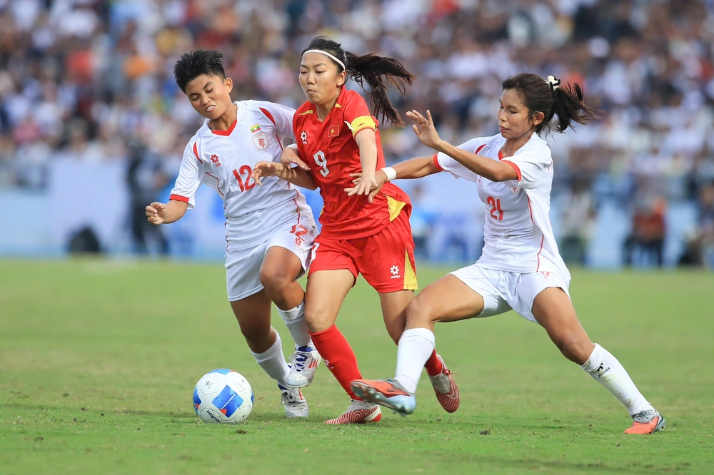 Lịch thi đấu bóng đá SEA Games 2025 ngày 13/12 - Ảnh 1. Lịch thi đấu bóng đá SEA Games 2025 ngày 13/12 - Ảnh 1.