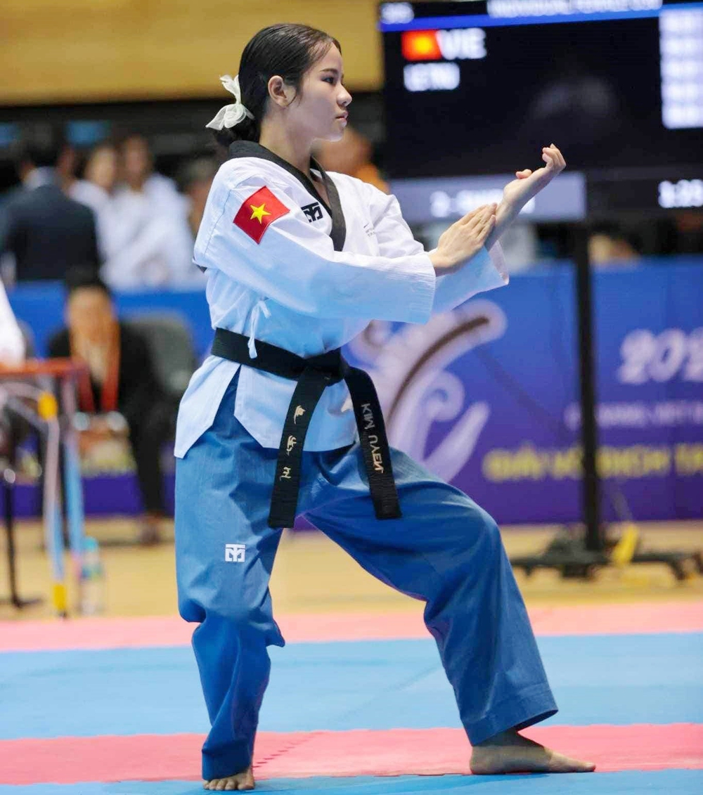Chân dung hot girl taekwondo giành 2 huy chương cho Việt Nam ở SEA Games 2025 - Ảnh 3.