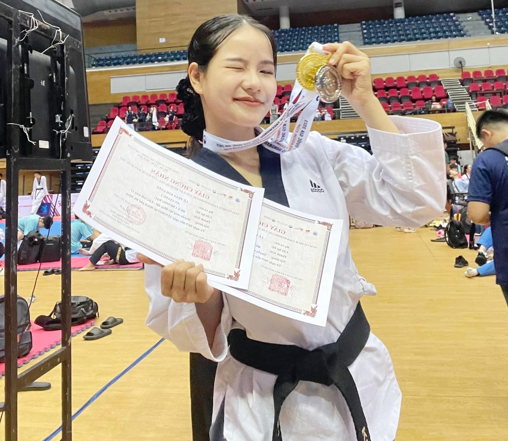 Chân dung hot girl taekwondo giành 2 huy chương cho Việt Nam ở SEA Games 2025 - Ảnh 4.