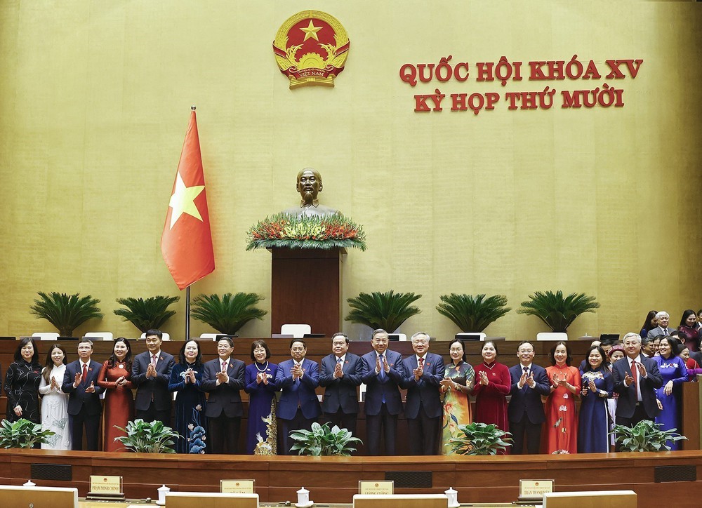 Dấu ấn Kỳ họp thứ 10, Quốc hội khóa XV: Kiến tạo phát triển, pháp luật đi trước một bước - Ảnh 1. Dấu ấn Kỳ họp thứ 10, Quốc hội khóa XV: Kiến tạo phát triển, pháp luật đi trước một bước - Ảnh 1.