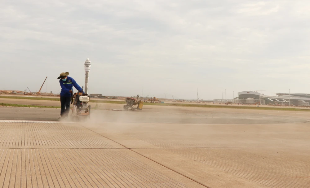 Hơn 15.000 người nỗ lực để sân bay Long Thành đón chuyến bay đầu vào ngày 19/12 - Ảnh 4.